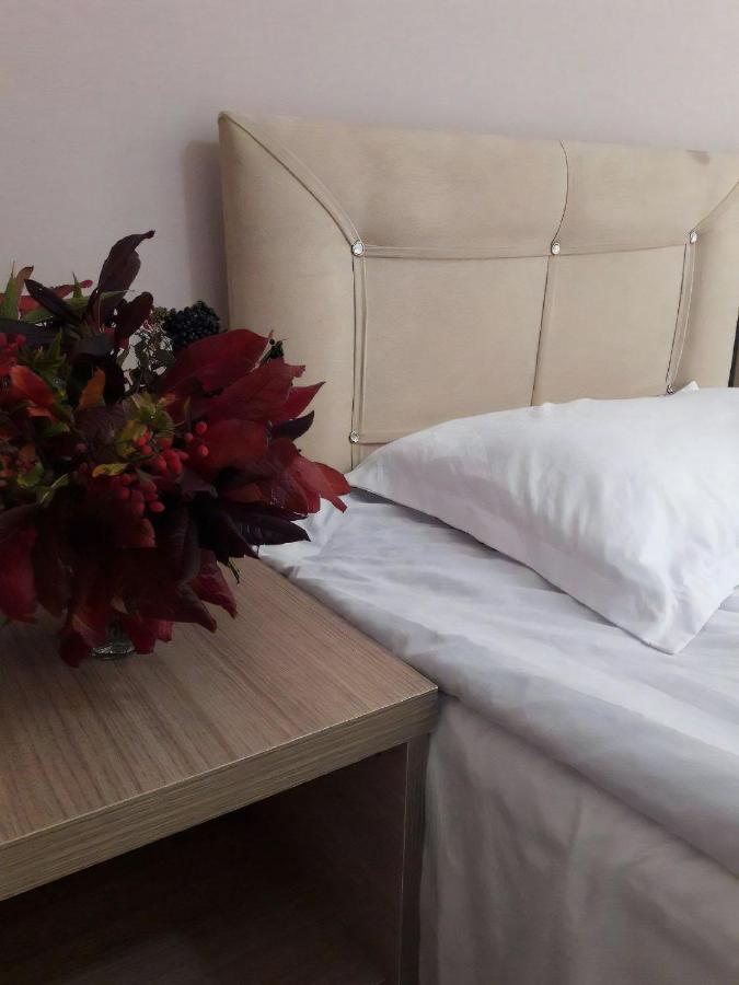 Guest House Mari30 เมสเตีย ภายนอก รูปภาพ